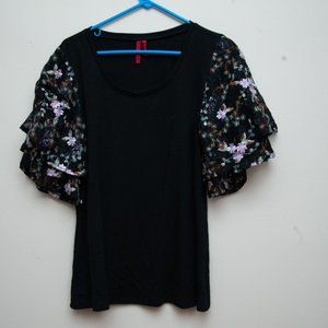 Love Scarlett Black Bell Floral Sleeve Shirt Large